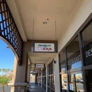 the outside of the restaurant