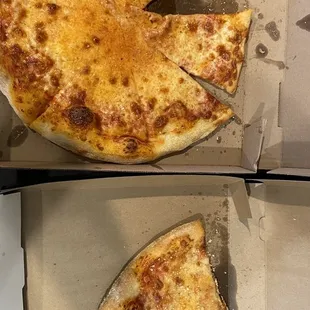 Our cheese pizza :(