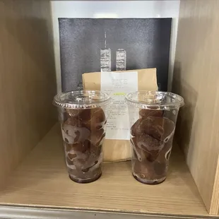 24 oz Cubsta Cubed/Mobile Order Pickup Area