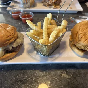 Split burgers