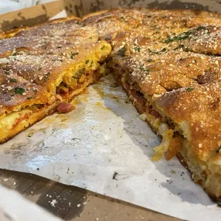Inside the Stuffed Meat Lovers Pizza.