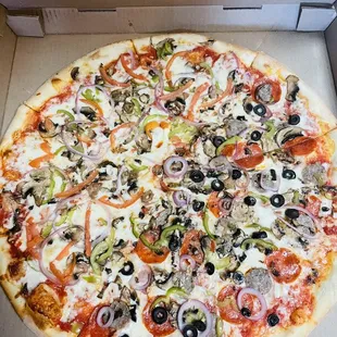 18" The Manhattan Pie!