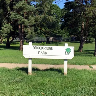 Park Sign at 101st &amp; Lowell