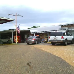 cars parked in front of the store