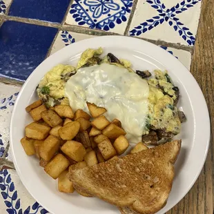 Steak, spin, mushroom, cheese omelette