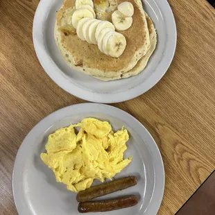 Banana Buttermilk Pancakes Platter (banana pancakes)