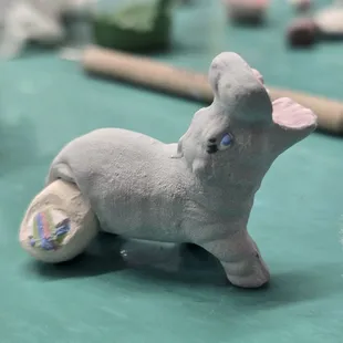 Poor little fella was missing a leg. No problem. I had a fingertip to bring it all together!