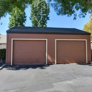 Single car garage