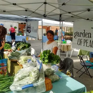  woman selling vegetables