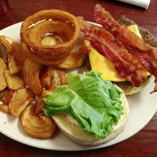 Bacon cheeseburger