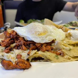 Adobada chilaquiles.