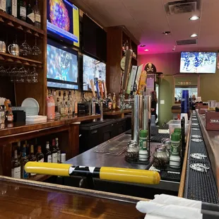 the bar and televisions