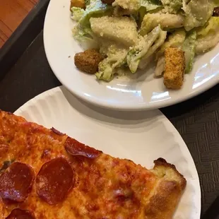 Pepperoni pizza &amp; Cesar Salaf