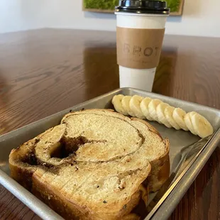 Cinnamon swirl toast with banana slices