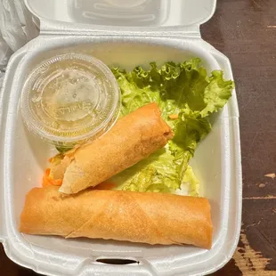 Egg Rolls (2 pieces) with fish sauce