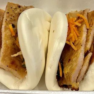 Bun Sliders (2 pieces)
