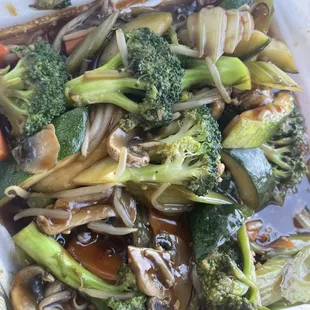 Mixed vegetables, cooked to order - huge portion and very fresh