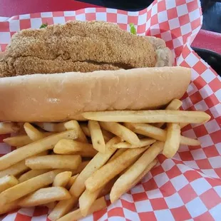 Fried fish po-boy