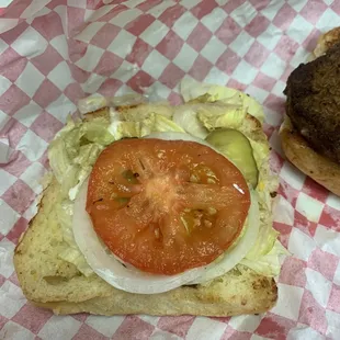 Hamburger with aluminum