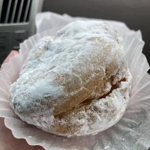 Cream puff