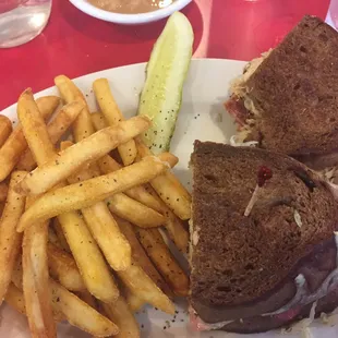 Rueben with fries