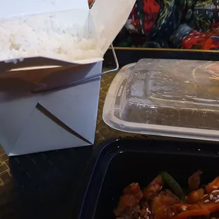 rainbow chicken with decent rice size, not 8 ounce