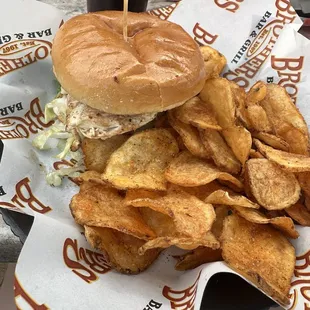 Grilled Chicken Sandwich with chips