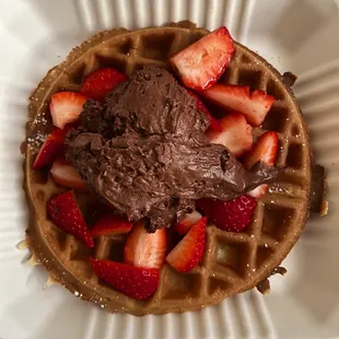 BELGIAN WAFFLE + strawberries &amp; chocolate creme