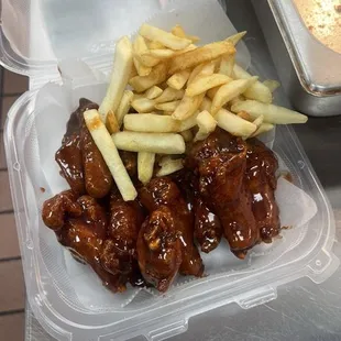 chicken, poultry, bbq wings, fried chicken wings, bbq chicken, chicken wings and fried chicken, food, fried chicken, chicken wings