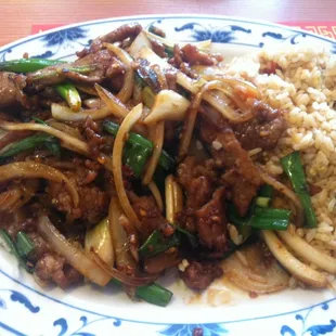 Mongolian beef &amp; fried rice lunch! Comes with soup and egg roll or potsticker.
