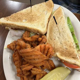 Turkey, Bacon, Swiss and Avocado Sandwich Lunch