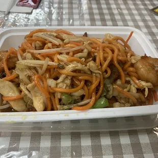 26. House Special Fried Noodle
