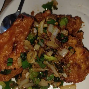 A8. SPICY SALTY CHICKEN WINGS (6 pcs) 6)