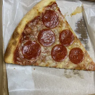 Pepperoni pizza