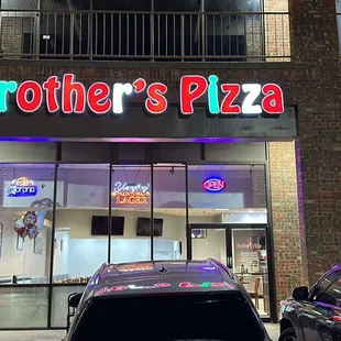 the outside of a restaurant