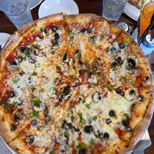 Veggie Lovers Pizza - 16"