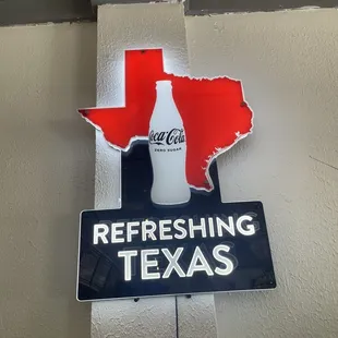 a sign for refreshshing texas