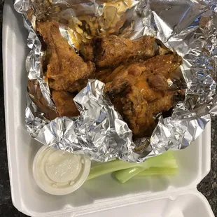 food, chicken wings and fried chicken, fried chicken wings, fried chicken, poultry, bbq chicken, chicken, bbq wings, chicken wings