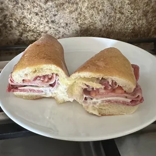 Large Italian Submarine Sub   Large - no lettuce