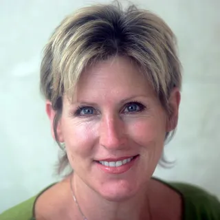 Teresa V.