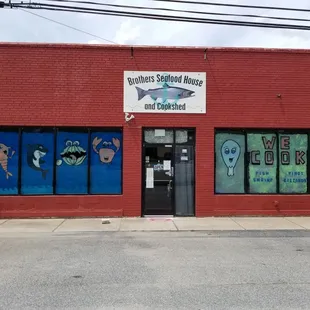 Fresh Seafood &amp; Fish N Chips to go