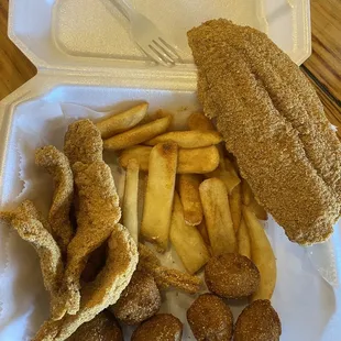 1 Fish &amp; 6 Shrimps Combo. Added hush puppies.