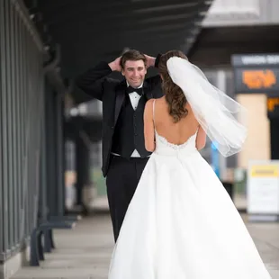 We caught this grooms reaction as he turned aroung to see his bride for the first look.