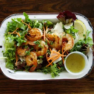 Grilled Shrimp Salad with lemon vinaigrette