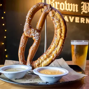 &quot;Stop in Tuesday through Saturday 3 p.m. to 6 p.m. for happy hour food and drink specials.&quot;
