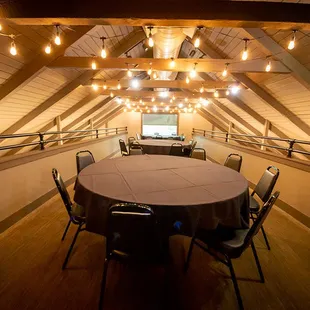 Looking for halls to rent? For spectacular events, our loft, which is the original hay loft, is an ideal venue for up to 50 g...