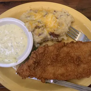 Catfish plate with Truffle Herb Mashed Potatoes (and Tartar Sauce)