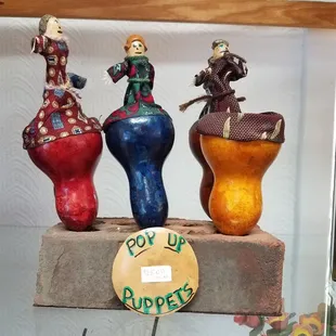 Pop up puppets