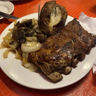 Bills choice steak and potatoes