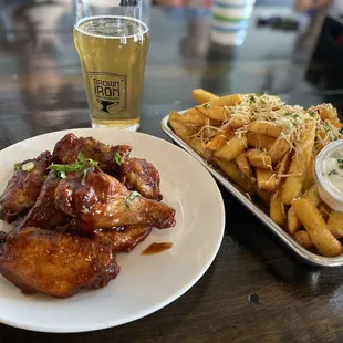Wings and fries safe for GF!